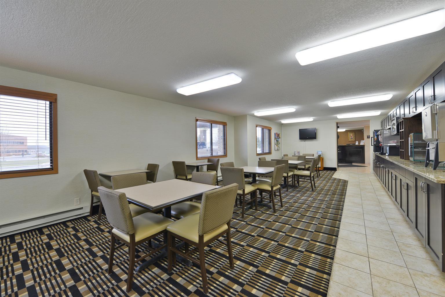 Americas Best Value Inn And Suites Bismarck Restoran fotoğraf