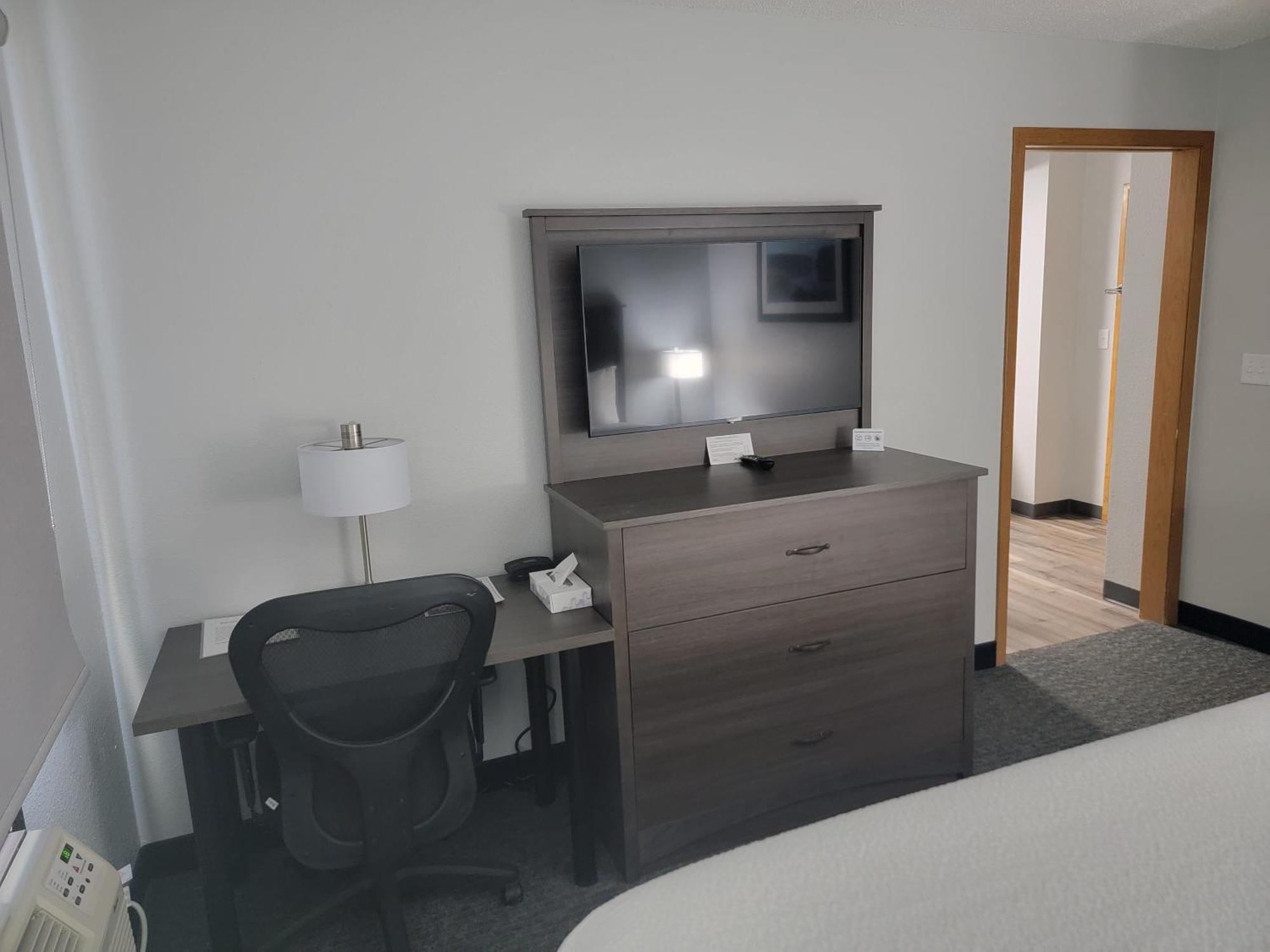 Americas Best Value Inn And Suites Bismarck Dış mekan fotoğraf